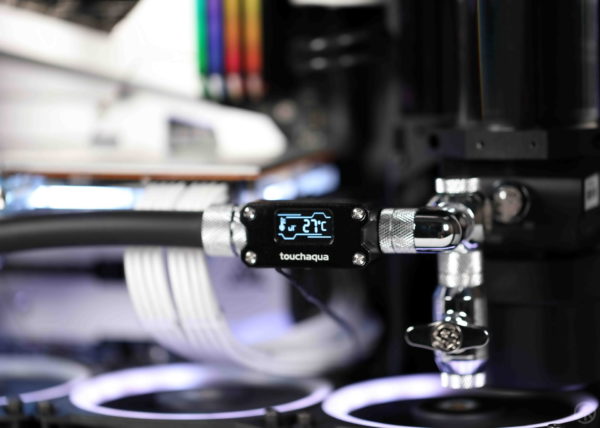 Antec_P120_Crystal_Watermark_01