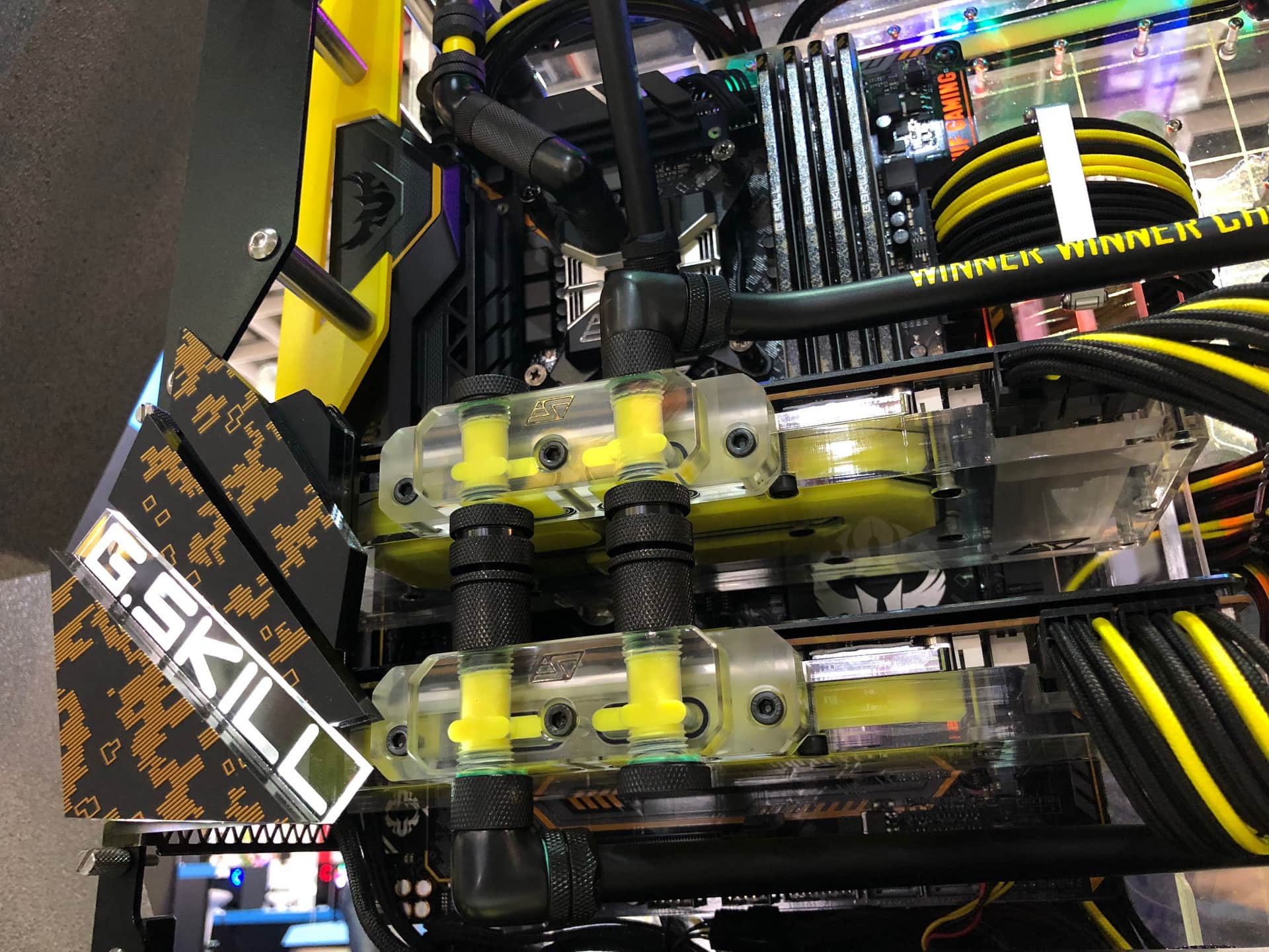 Gold_Shovel_build_09